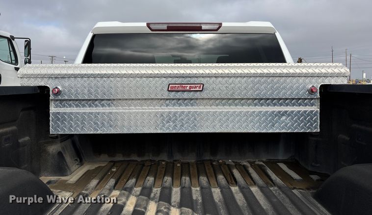 image for item EC8158 2019 Chevrolet Silverado 1500 LT Double Cab pickup truck