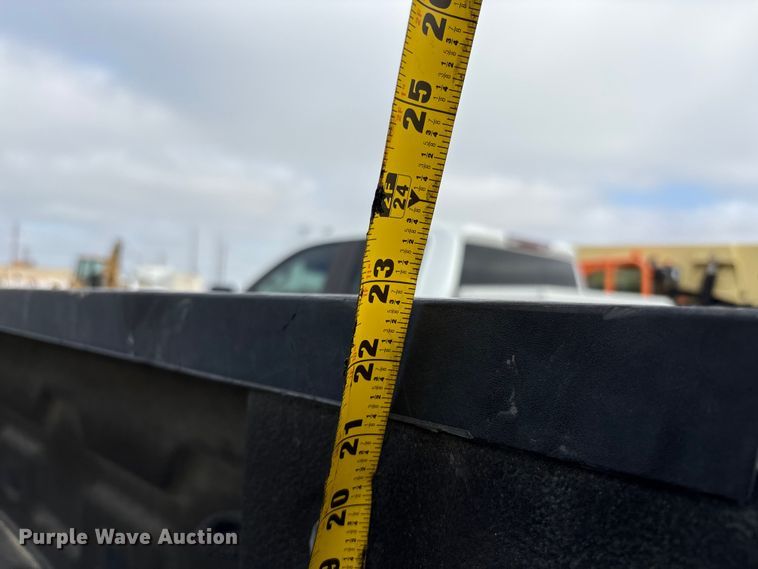 image for item EC8158 2019 Chevrolet Silverado 1500 LT Double Cab pickup truck