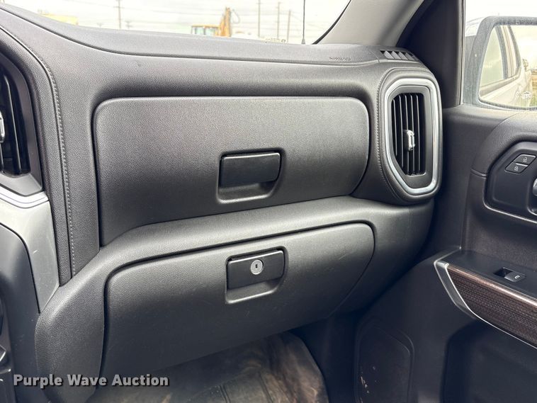 image for item EC8158 2019 Chevrolet Silverado 1500 LT Double Cab pickup truck