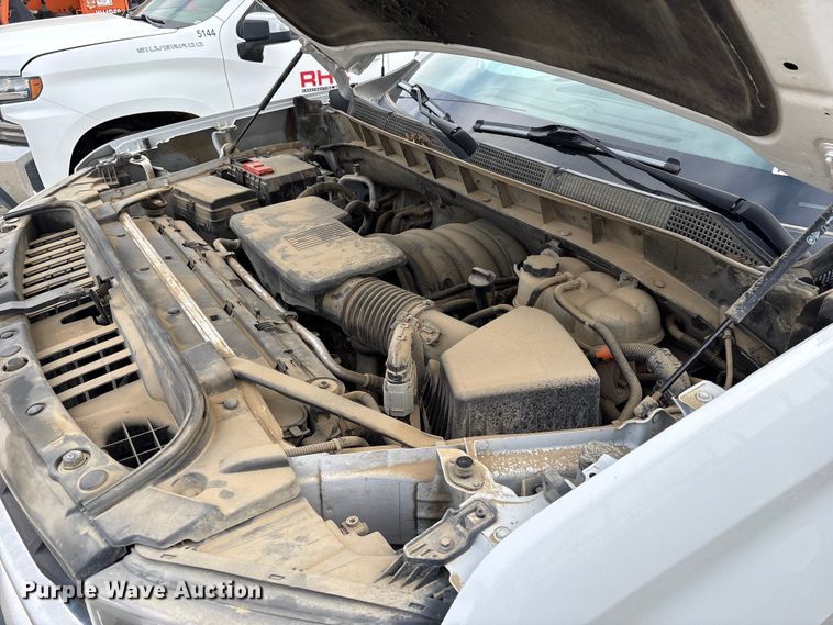 image for item EC8158 2019 Chevrolet Silverado 1500 LT Double Cab pickup truck