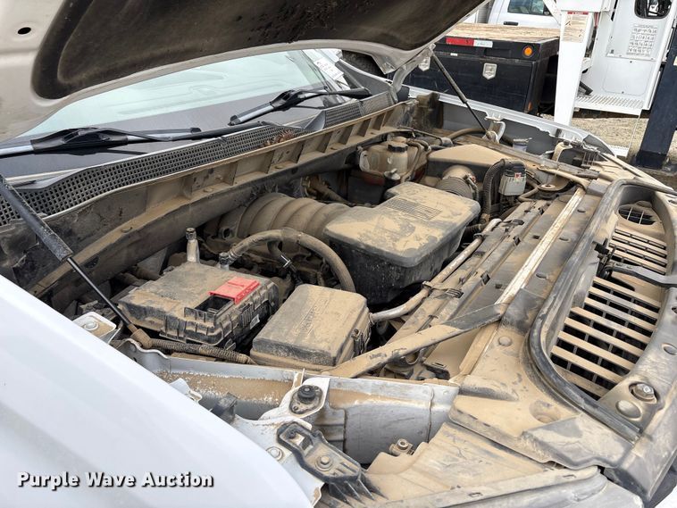 image for item EC8158 2019 Chevrolet Silverado 1500 LT Double Cab pickup truck