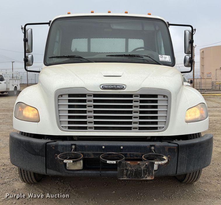 image for item EC8159 2012 Freightliner Business Class M2 flatbed truck