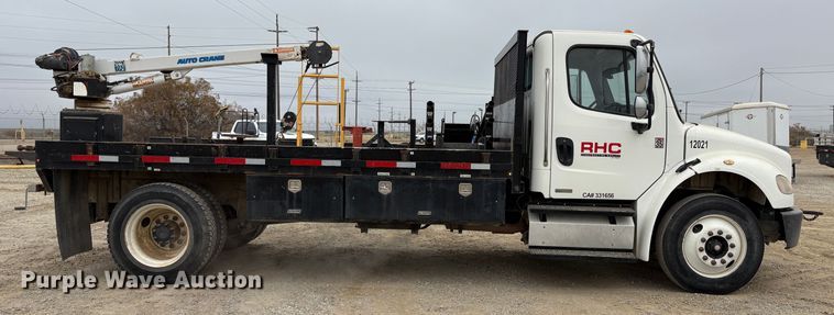 image for item EC8159 2012 Freightliner Business Class M2 flatbed truck