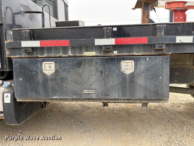 image for item EC8159 2012 Freightliner Business Class M2 flatbed truck