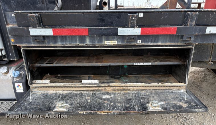 image for item EC8159 2012 Freightliner Business Class M2 flatbed truck