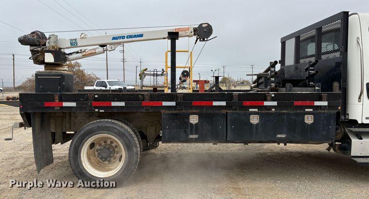 image for item EC8159 2012 Freightliner Business Class M2 flatbed truck