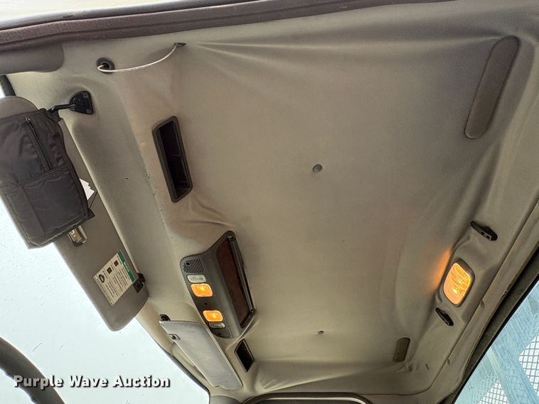 image for item EC8159 2012 Freightliner Business Class M2 flatbed truck