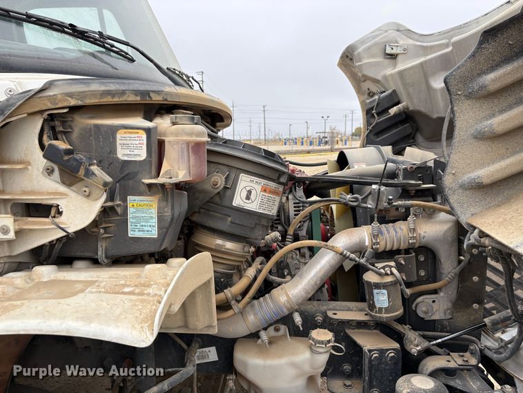 image for item EC8159 2012 Freightliner Business Class M2 flatbed truck