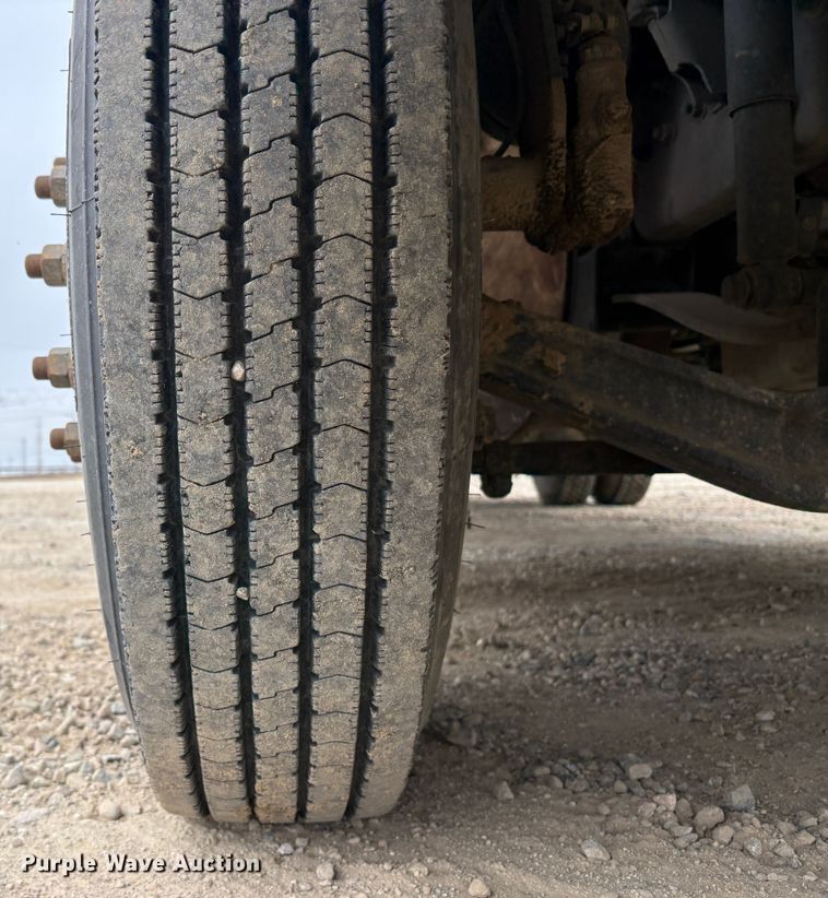 image for item EC8159 2012 Freightliner Business Class M2 flatbed truck