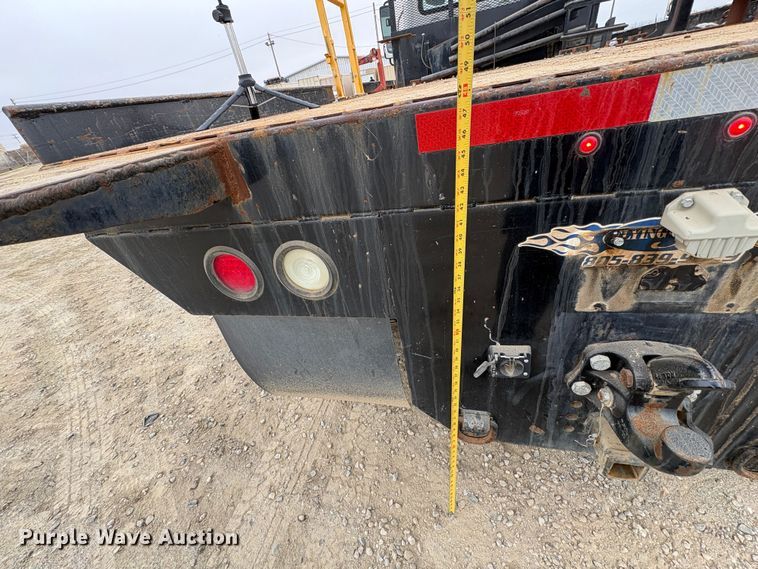 image for item EC8159 2012 Freightliner Business Class M2 flatbed truck