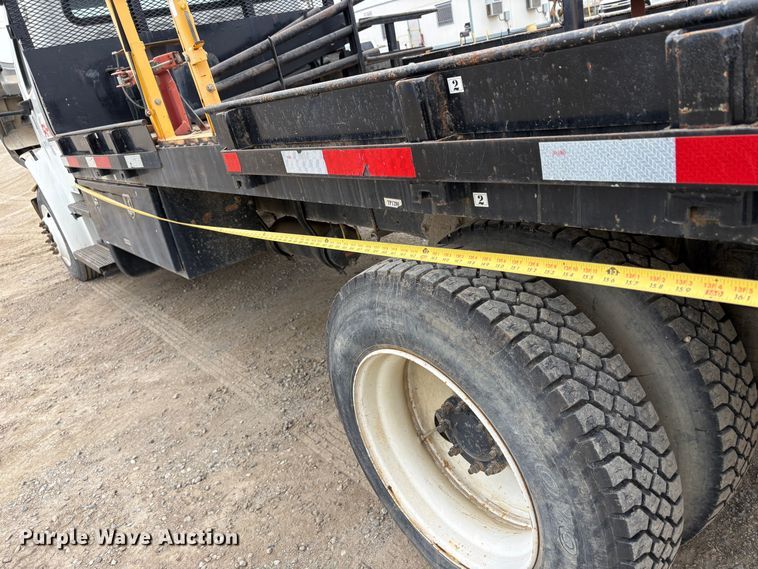 image for item EC8159 2012 Freightliner Business Class M2 flatbed truck