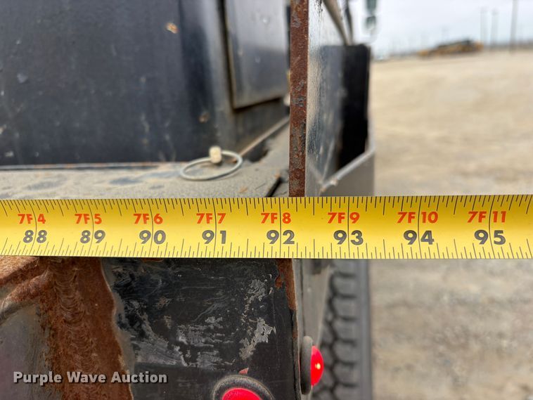 image for item EC8159 2012 Freightliner Business Class M2 flatbed truck