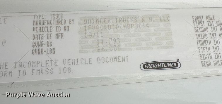 image for item EC8159 2012 Freightliner Business Class M2 flatbed truck