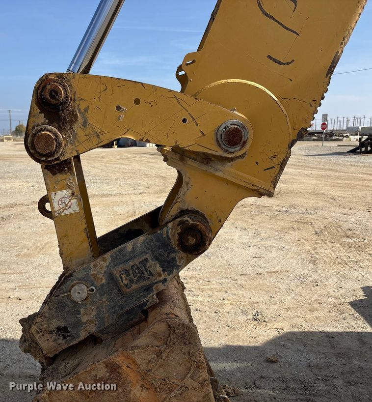 image for item EC8160 2015 Caterpillar 416F2 backhoe