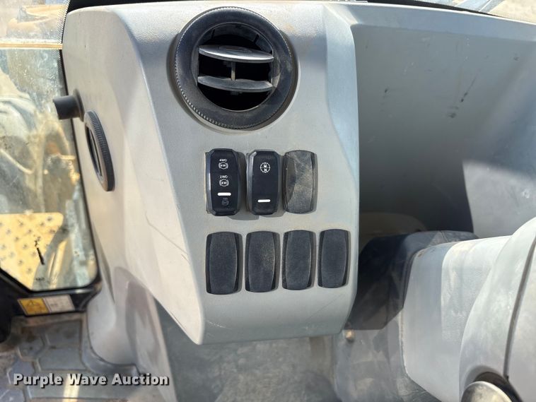 image for item EC8160 2015 Caterpillar 416F2 backhoe