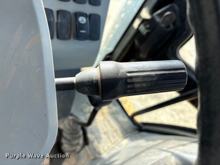 image for item EC8160 2015 Caterpillar 416F2 backhoe