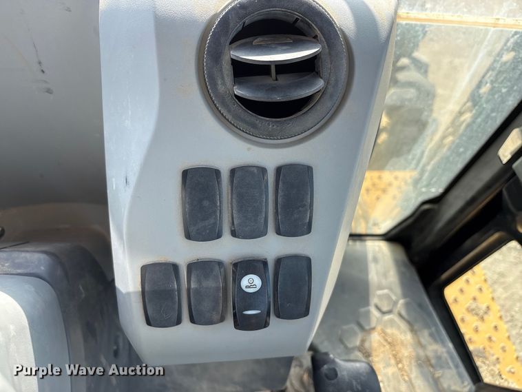 image for item EC8160 2015 Caterpillar 416F2 backhoe