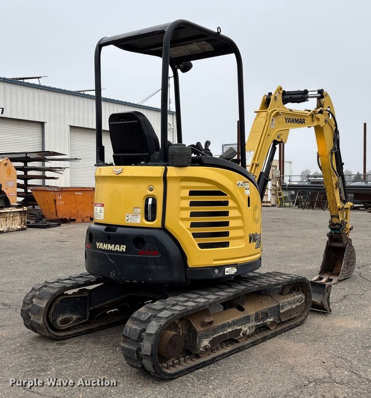 EXCAVADORA YANMAR VI0256A