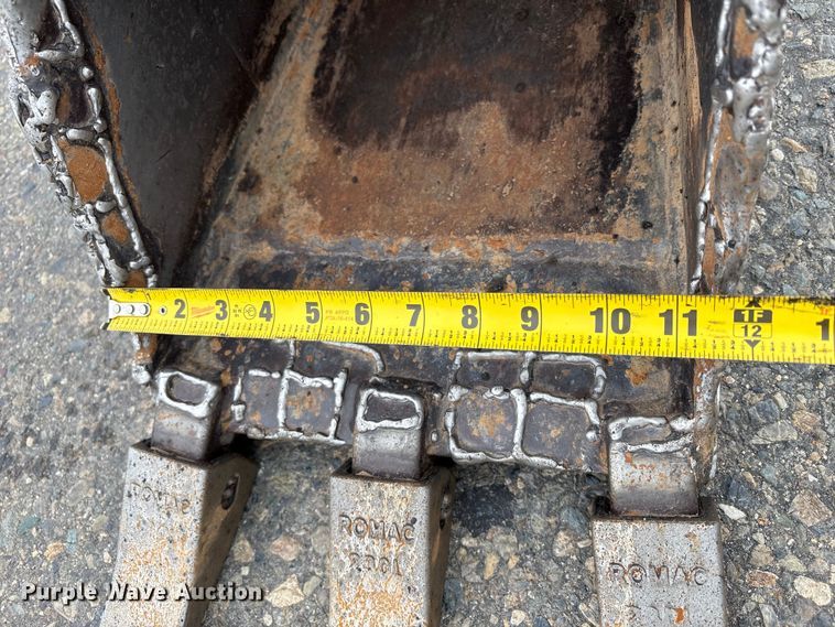 image for item EC8166 Yanmar VI025-6A mini excavator