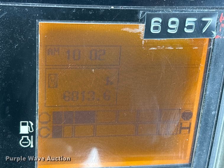 image for item EC8166 Yanmar VI025-6A mini excavator