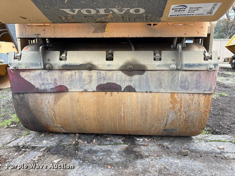image for item EC8174 Volvo DD31HF double drum vibratory roller