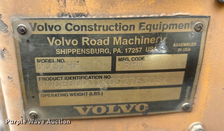 image for item EC8174 Volvo DD31HF double drum vibratory roller