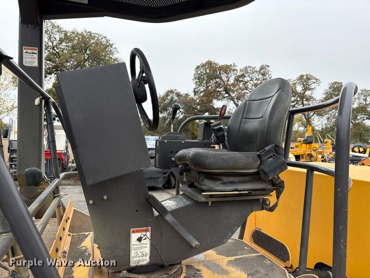 image for item EC8175 2012 Volvo DD9OHF double drum vibratory roller