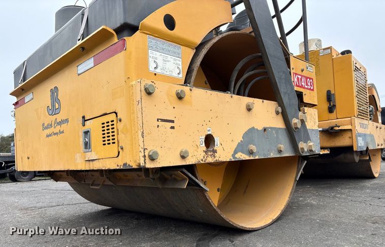 image for item EC8175 2012 Volvo DD9OHF double drum vibratory roller