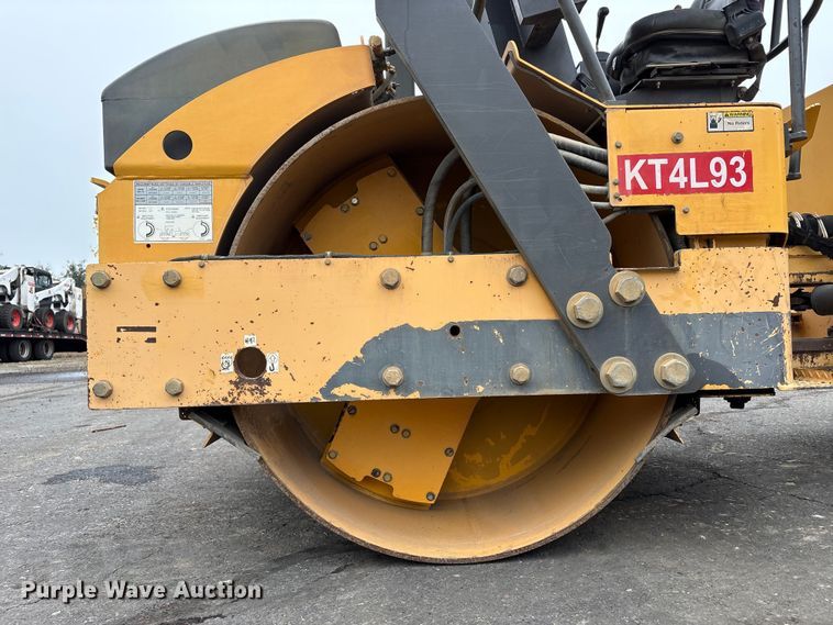 image for item EC8175 2012 Volvo DD9OHF double drum vibratory roller