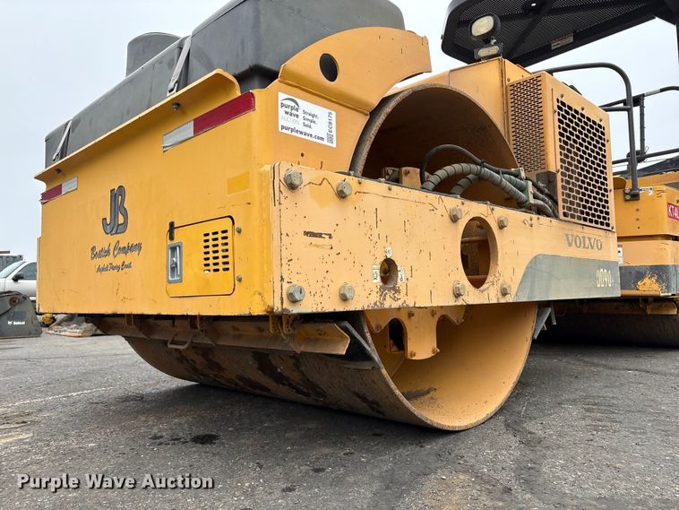 image for item EC8175 2012 Volvo DD9OHF double drum vibratory roller