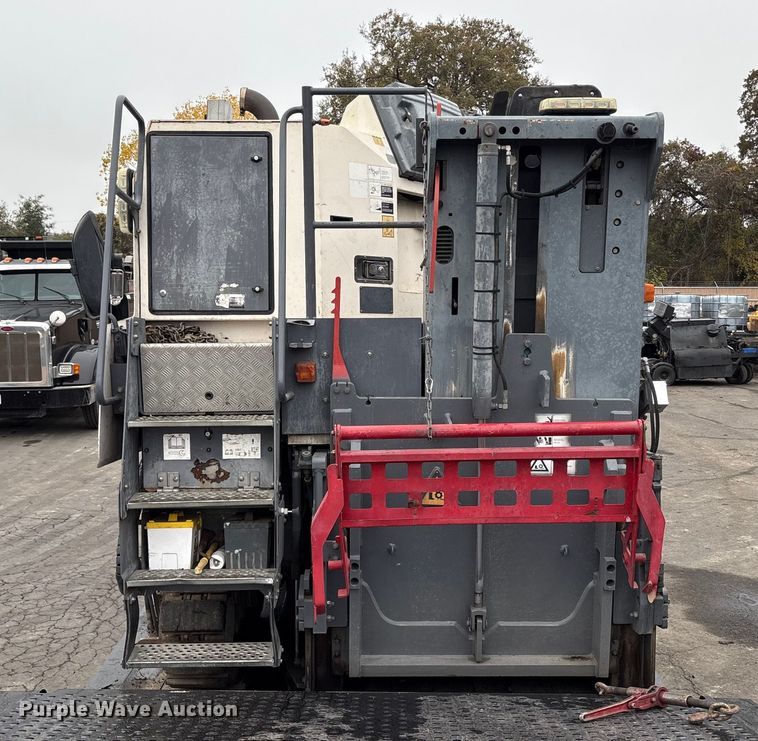 image for item EC8176 2008 Wirtgen W120F milling machine