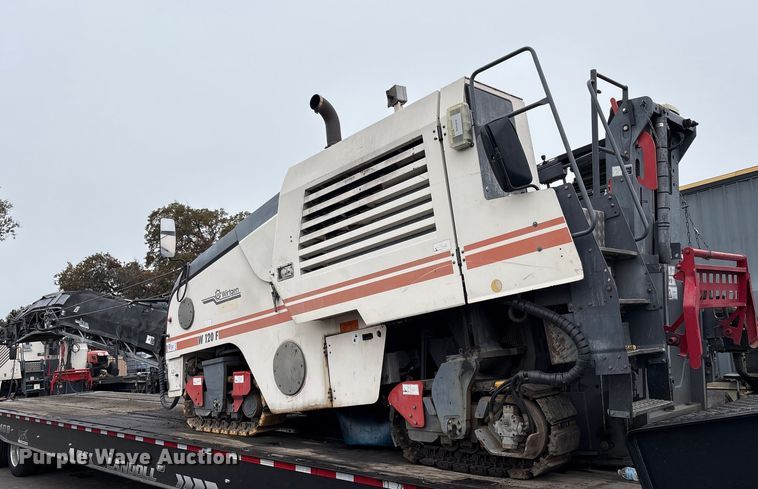 image for item EC8176 2008 Wirtgen W120F milling machine