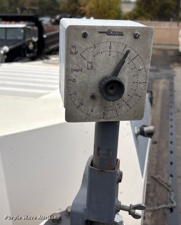 image for item EC8176 2008 Wirtgen W120F milling machine