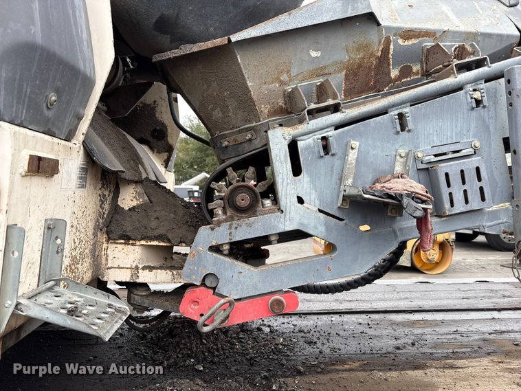 image for item EC8176 2008 Wirtgen W120F milling machine