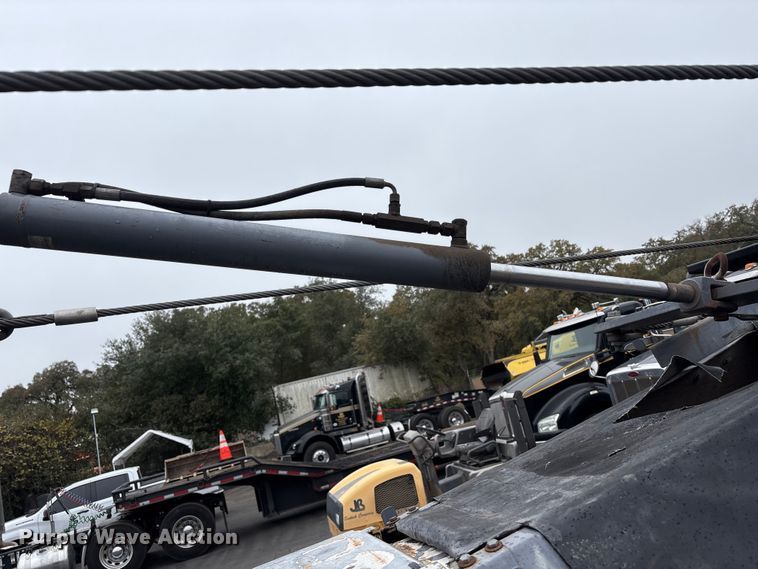 image for item EC8176 2008 Wirtgen W120F milling machine