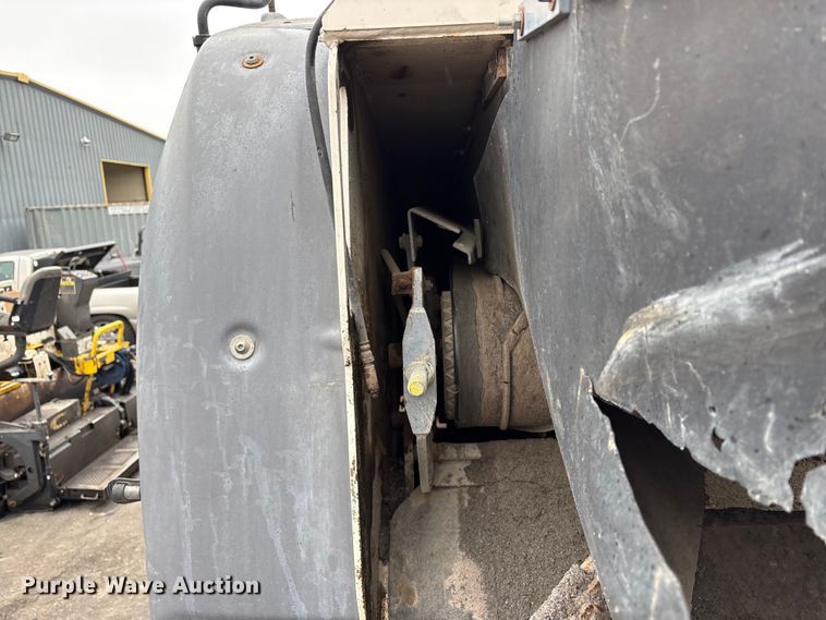 image for item EC8176 2008 Wirtgen W120F milling machine