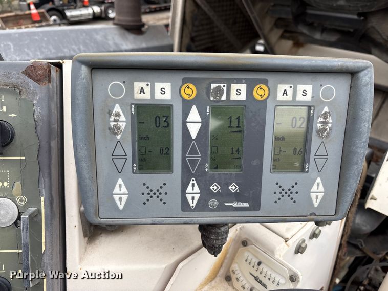 image for item EC8176 2008 Wirtgen W120F milling machine