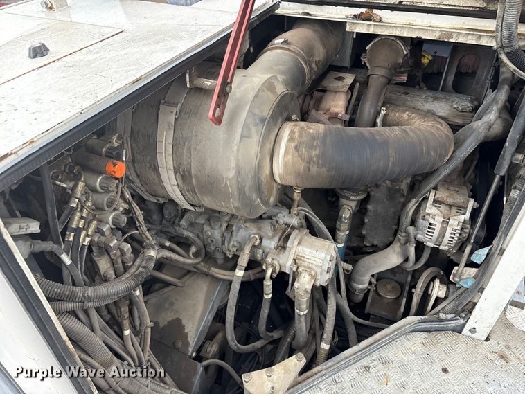 image for item EC8176 2008 Wirtgen W120F milling machine