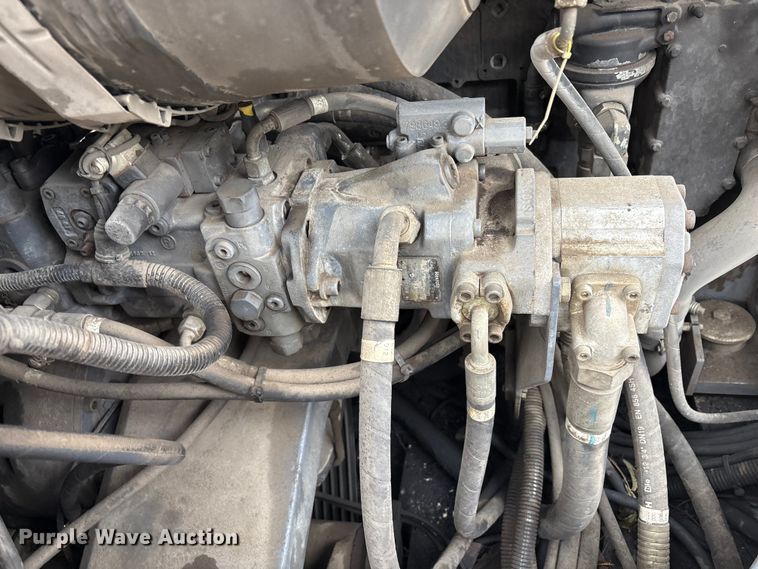 image for item EC8176 2008 Wirtgen W120F milling machine