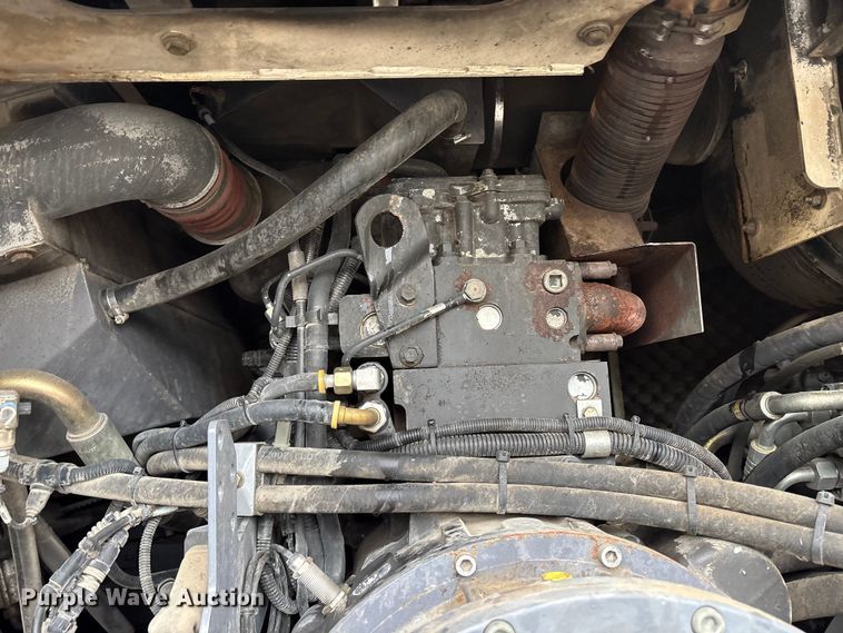 image for item EC8176 2008 Wirtgen W120F milling machine