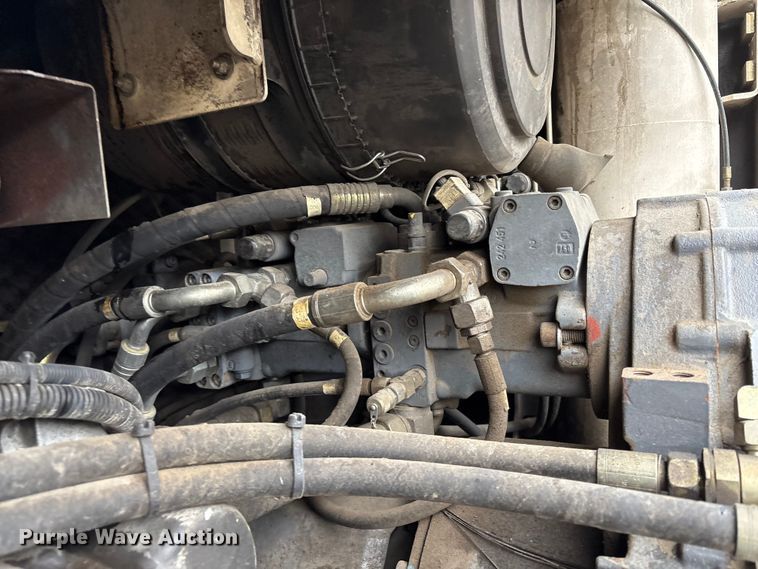 image for item EC8176 2008 Wirtgen W120F milling machine