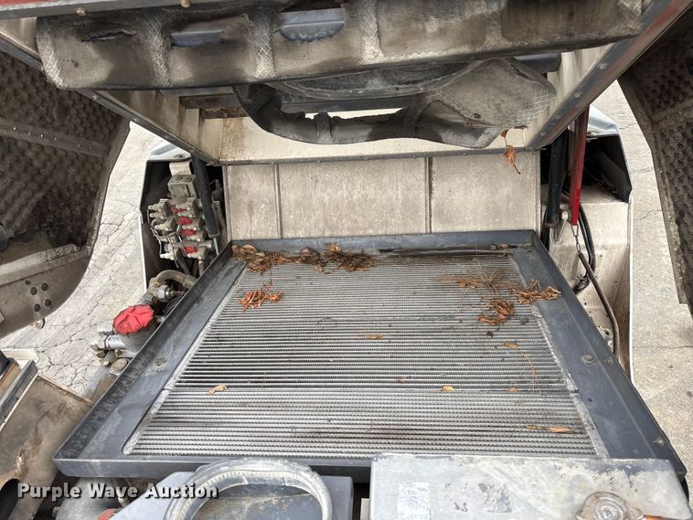 image for item EC8176 2008 Wirtgen W120F milling machine