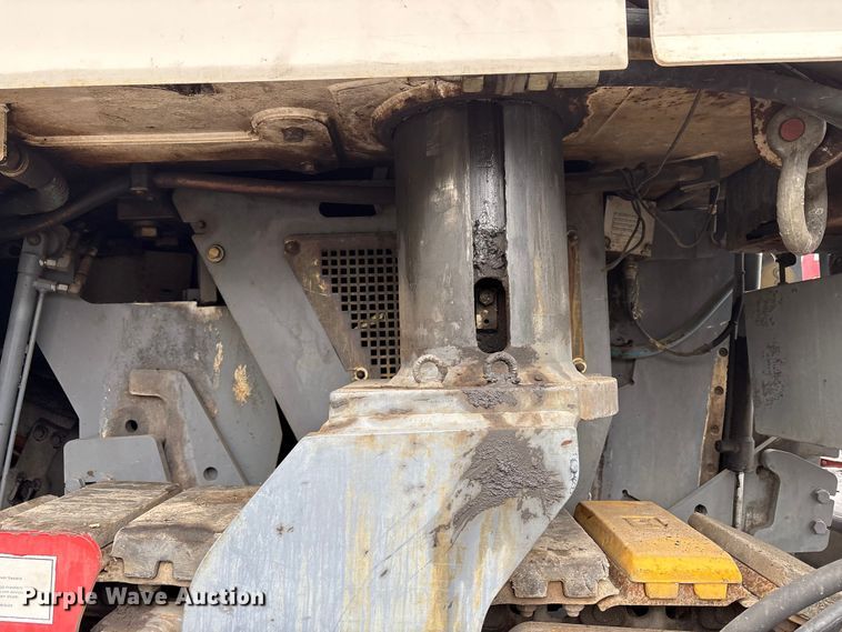 image for item EC8176 2008 Wirtgen W120F milling machine