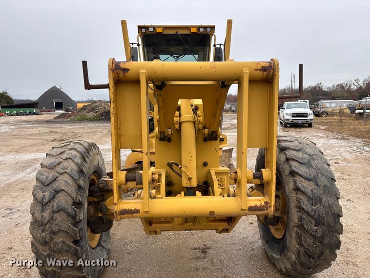 image for item ED2408 2005 Caterpillar 12H motor grader