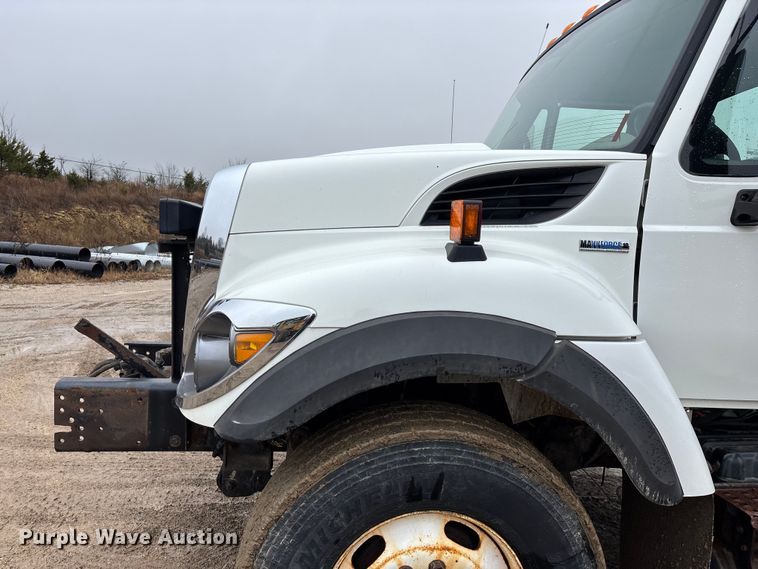 image for item ED2409 2009 International WorkStar 7500 truck cab and chassis