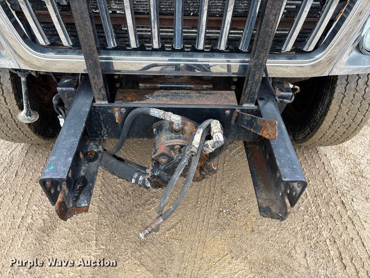 image for item ED2409 2009 International WorkStar 7500 truck cab and chassis