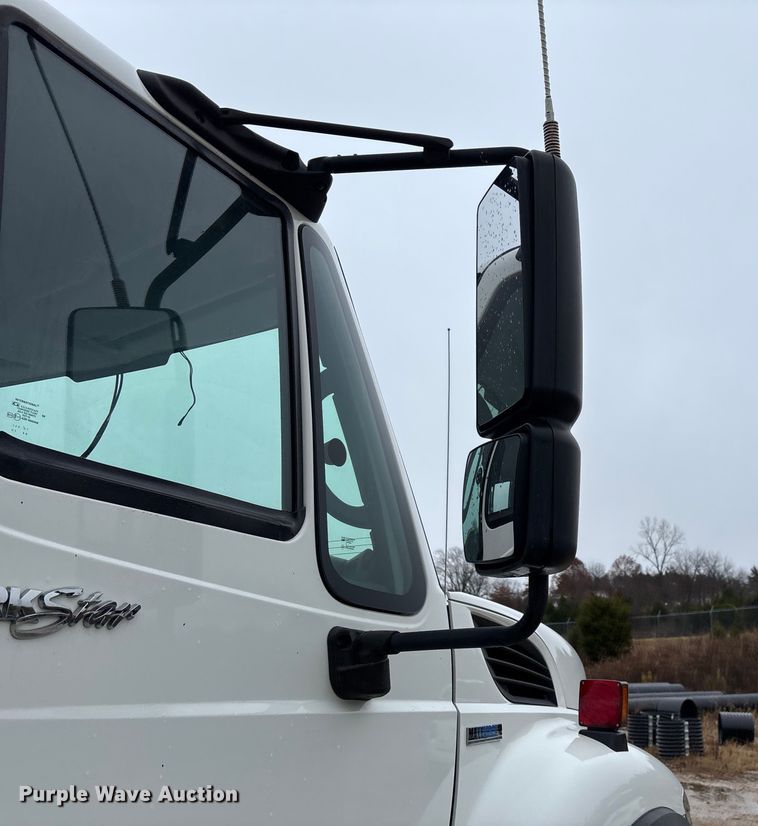 image for item ED2409 2009 International WorkStar 7500 truck cab and chassis