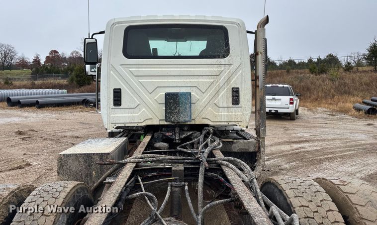 image for item ED2409 2009 International WorkStar 7500 truck cab and chassis