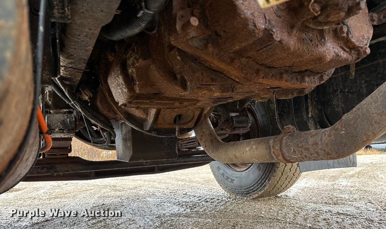 image for item ED2409 2009 International WorkStar 7500 truck cab and chassis