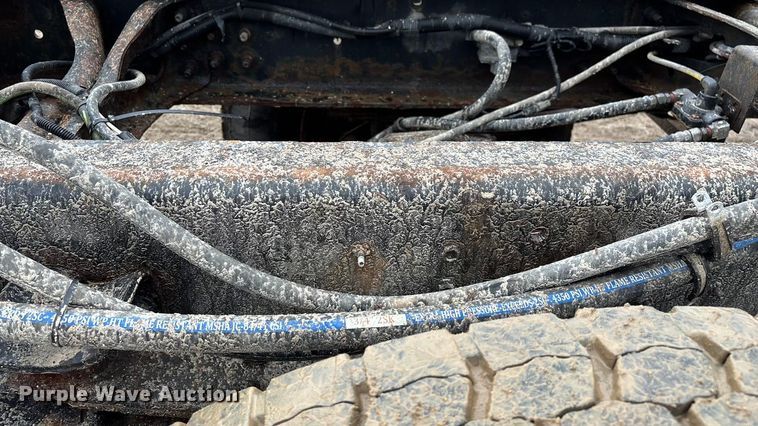 image for item ED2409 2009 International WorkStar 7500 truck cab and chassis